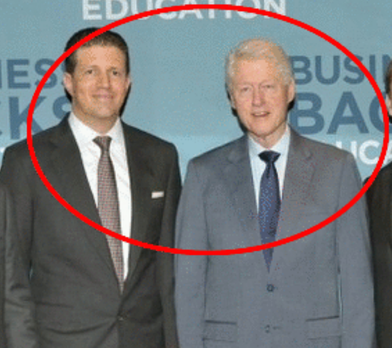 Majid Jafar with Bill Clinton at Business Backs Education in Dubai